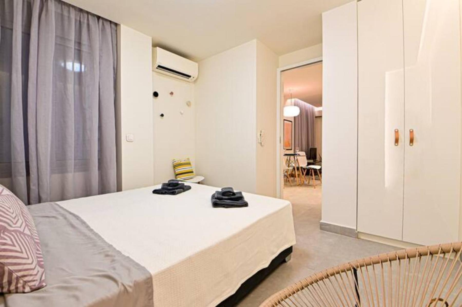 Walk To Syntagma,From A Prime-Location, Luxury Apt أثينا المظهر الخارجي الصورة