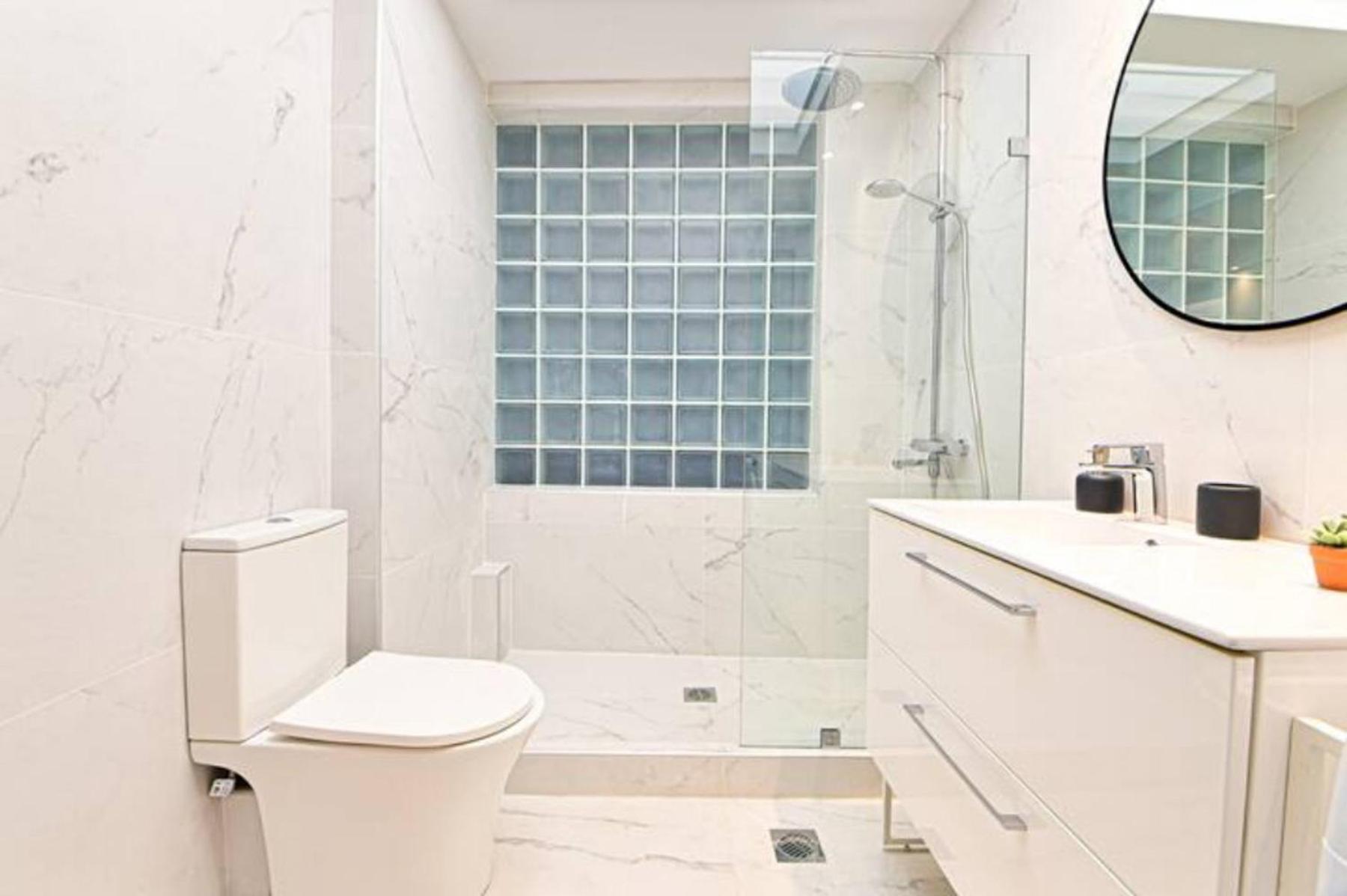 Walk To Syntagma,From A Prime-Location, Luxury Apt أثينا المظهر الخارجي الصورة