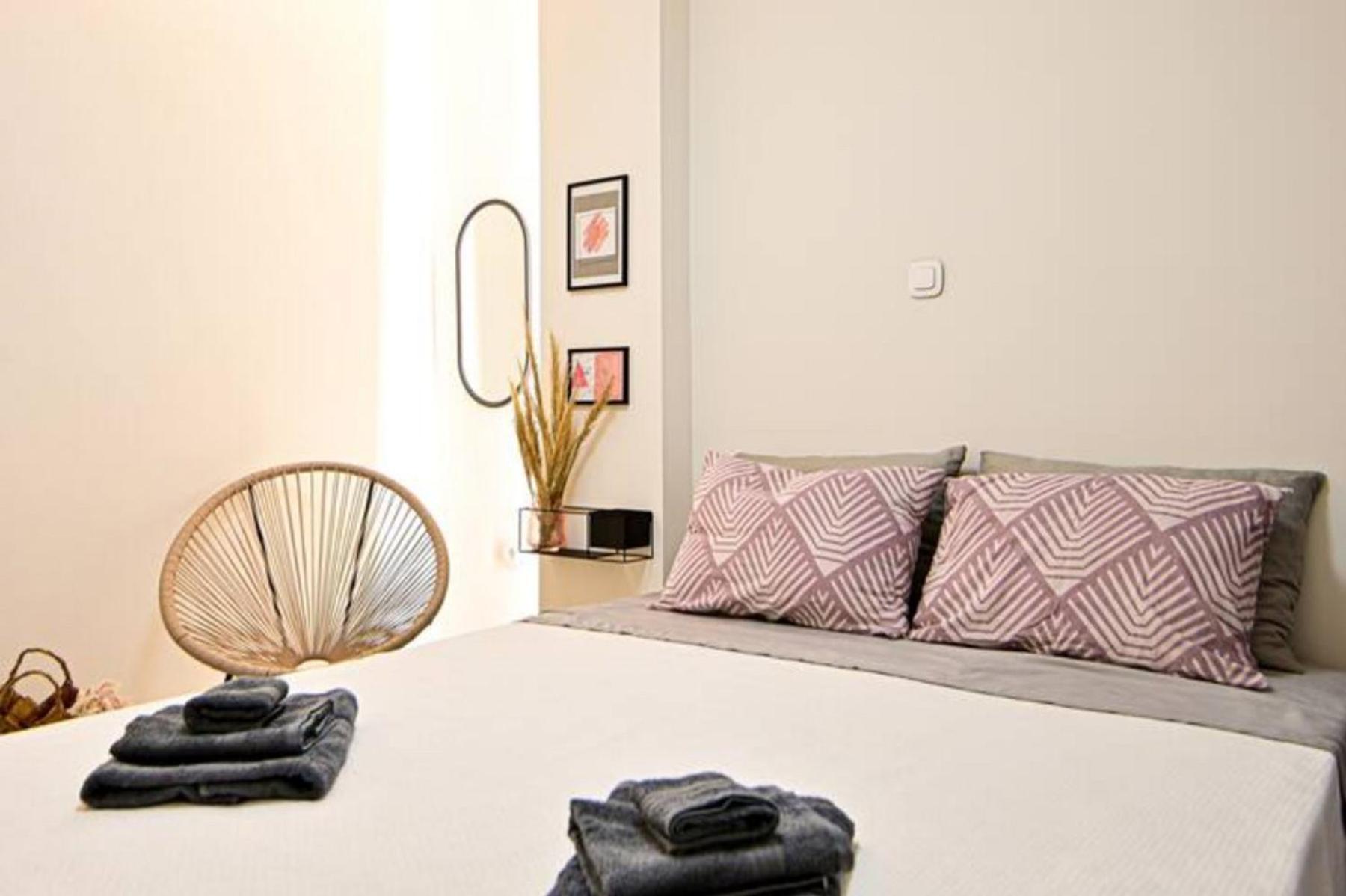 Walk To Syntagma,From A Prime-Location, Luxury Apt أثينا المظهر الخارجي الصورة